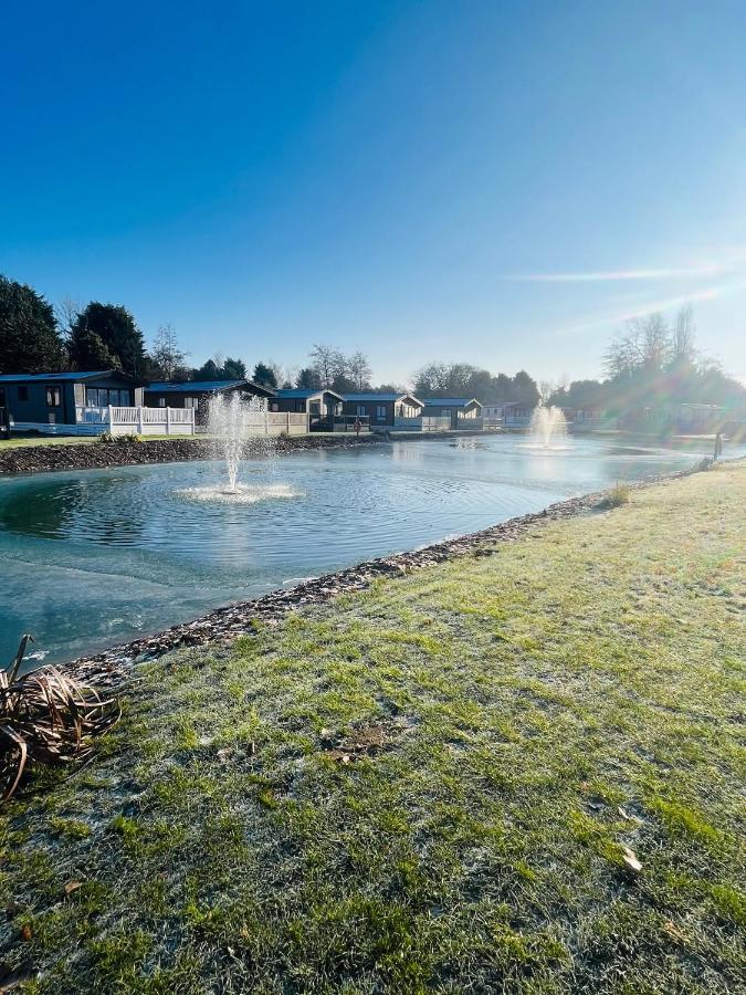 Fir Tree Lodge With Hot Tub York Ngoại thất bức ảnh